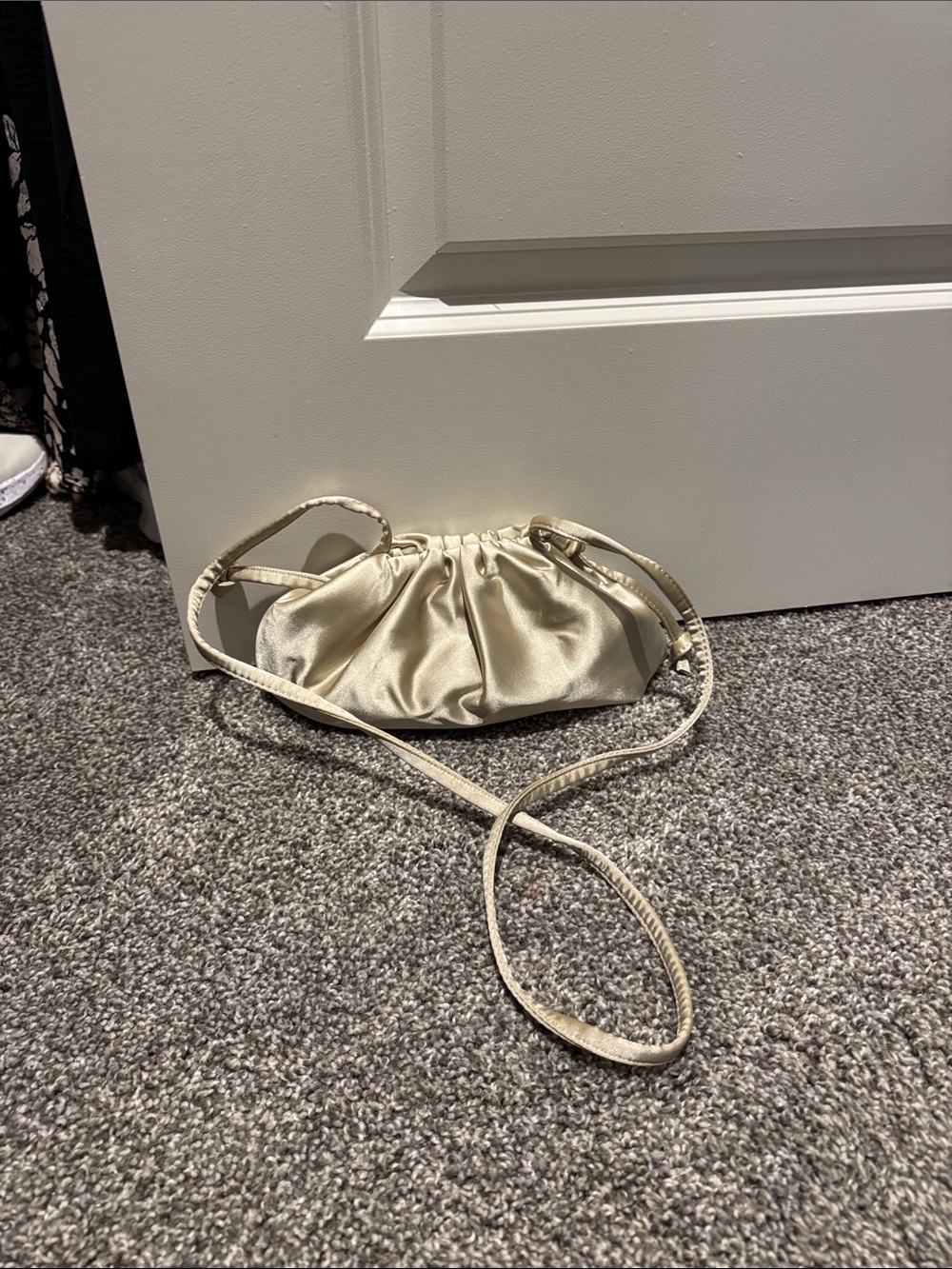 Lulus Satin Ruched Crossbody Bag in Champagne